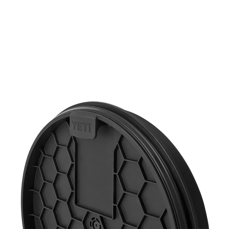 Yeti LoadOut Bucket Swivel Seat Black